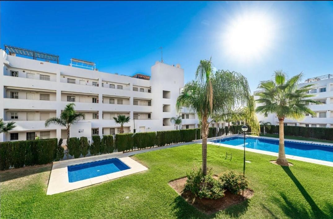 Two Bed, Two Bath Apartment With Sea Views - Angel De Miraflores Málaga Extérieur photo